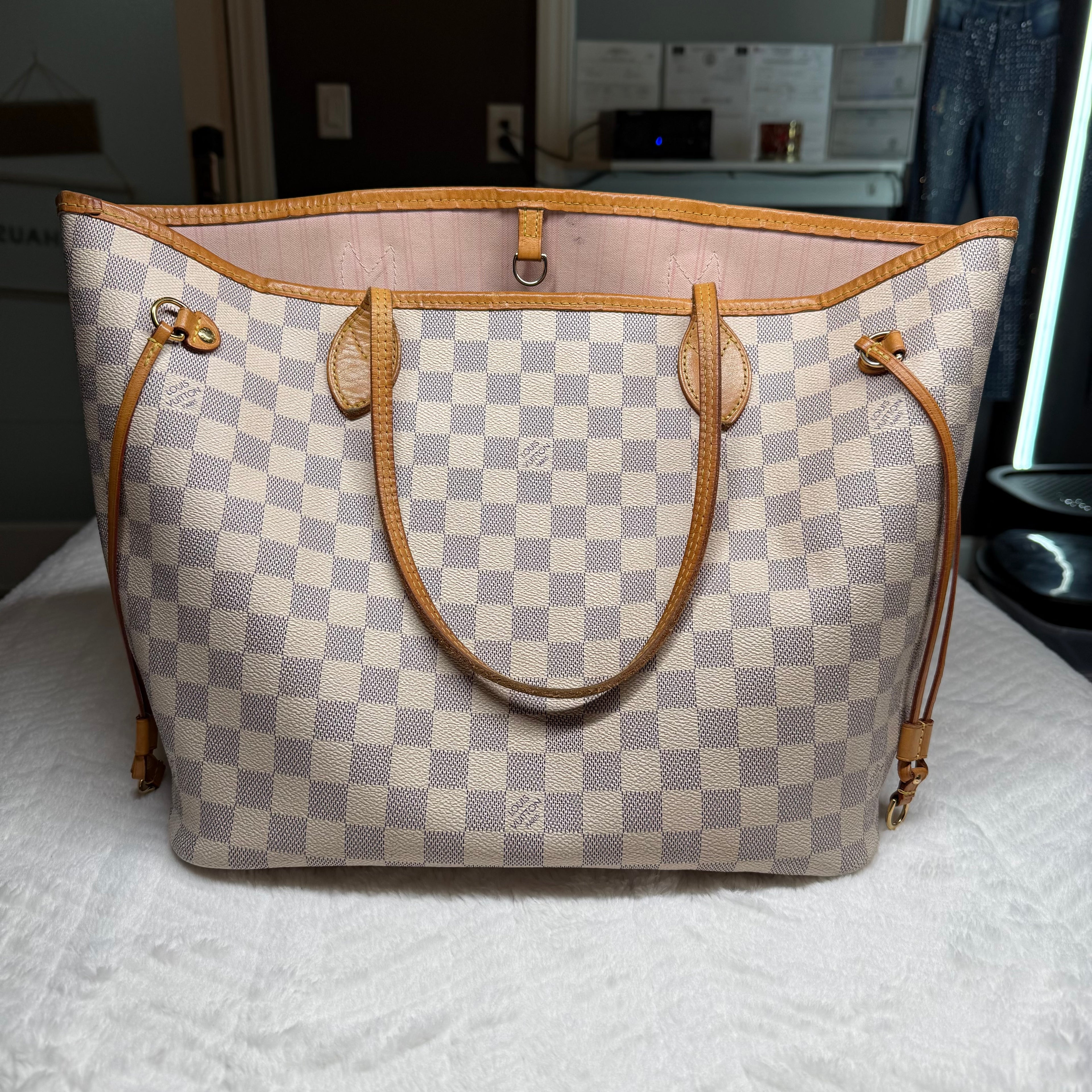 Louis Vuitton Damier Azur with rose ballerine Neverfull MM