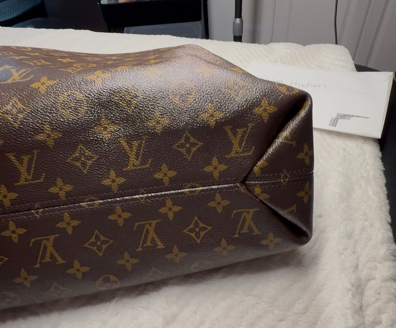 Louis Vuitton Sully MM